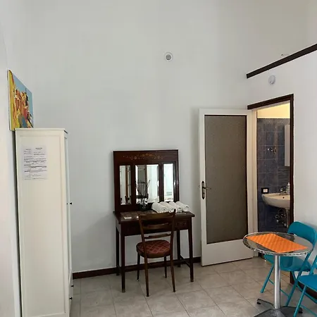 L'acciuga Guest house La Spezia